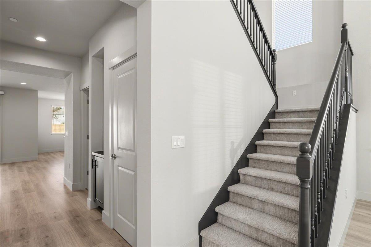 2041 Zane Way, Turlock, CA 95382