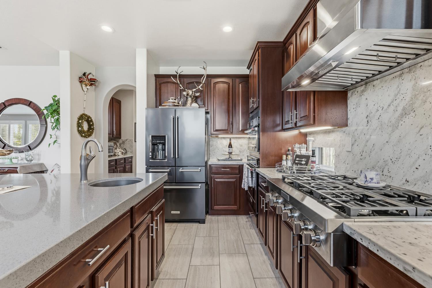 3809 Sundance Lake Ct, Modesto, CA 95355