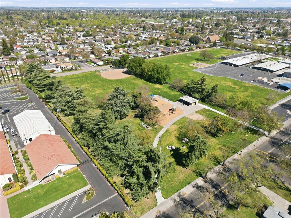 209 Tokay Ave, Modesto, CA 95350