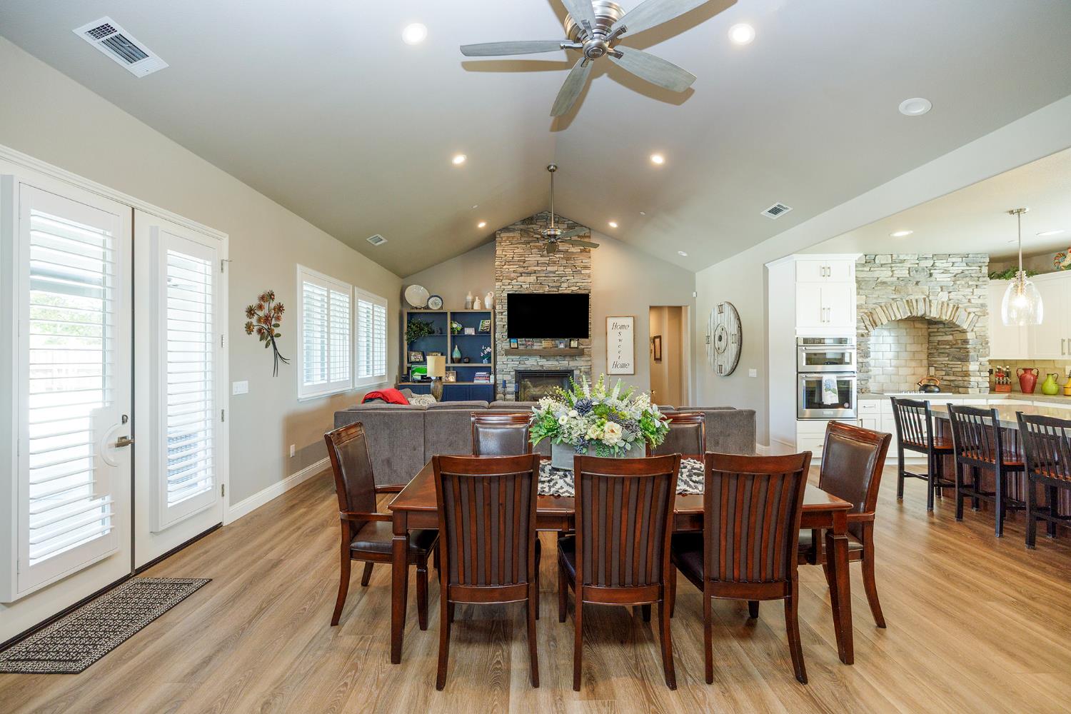 4486 Weir Ave, Livingston, CA 95334