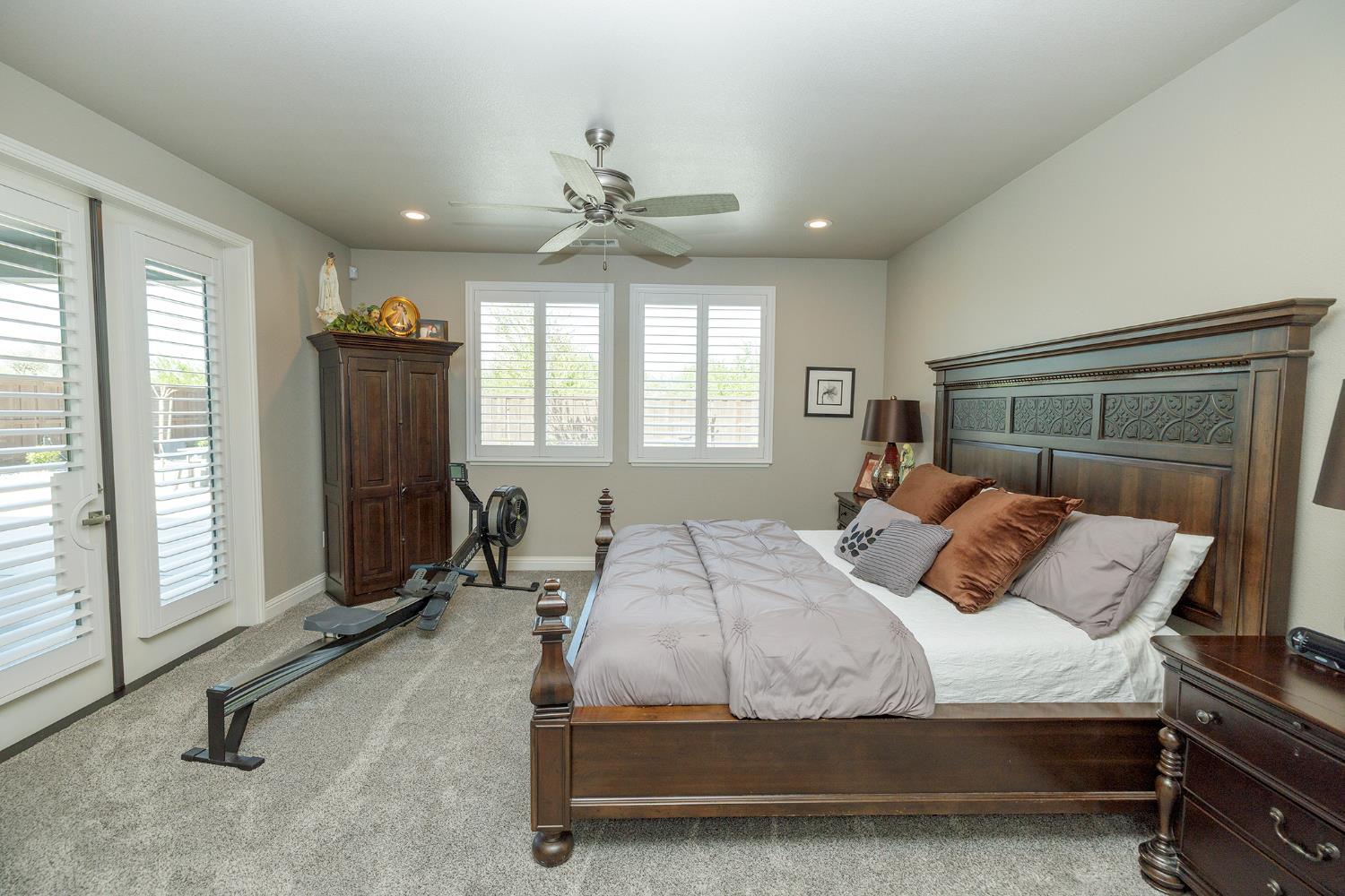 4486 Weir Ave, Livingston, CA 95334