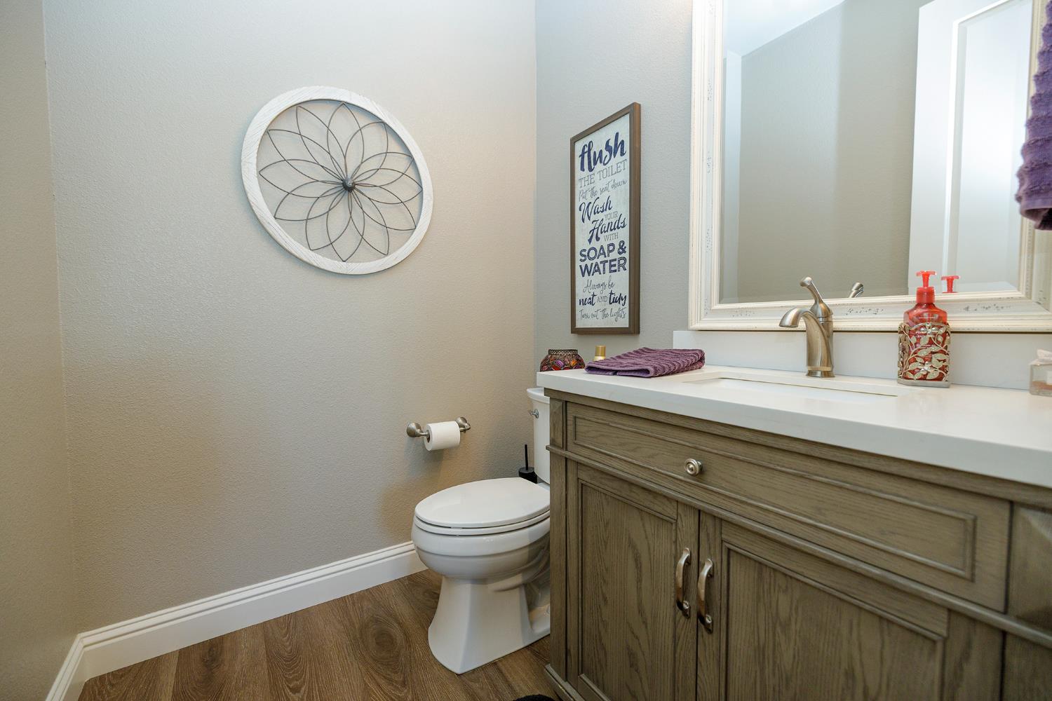 4486 Weir Ave, Livingston, CA 95334