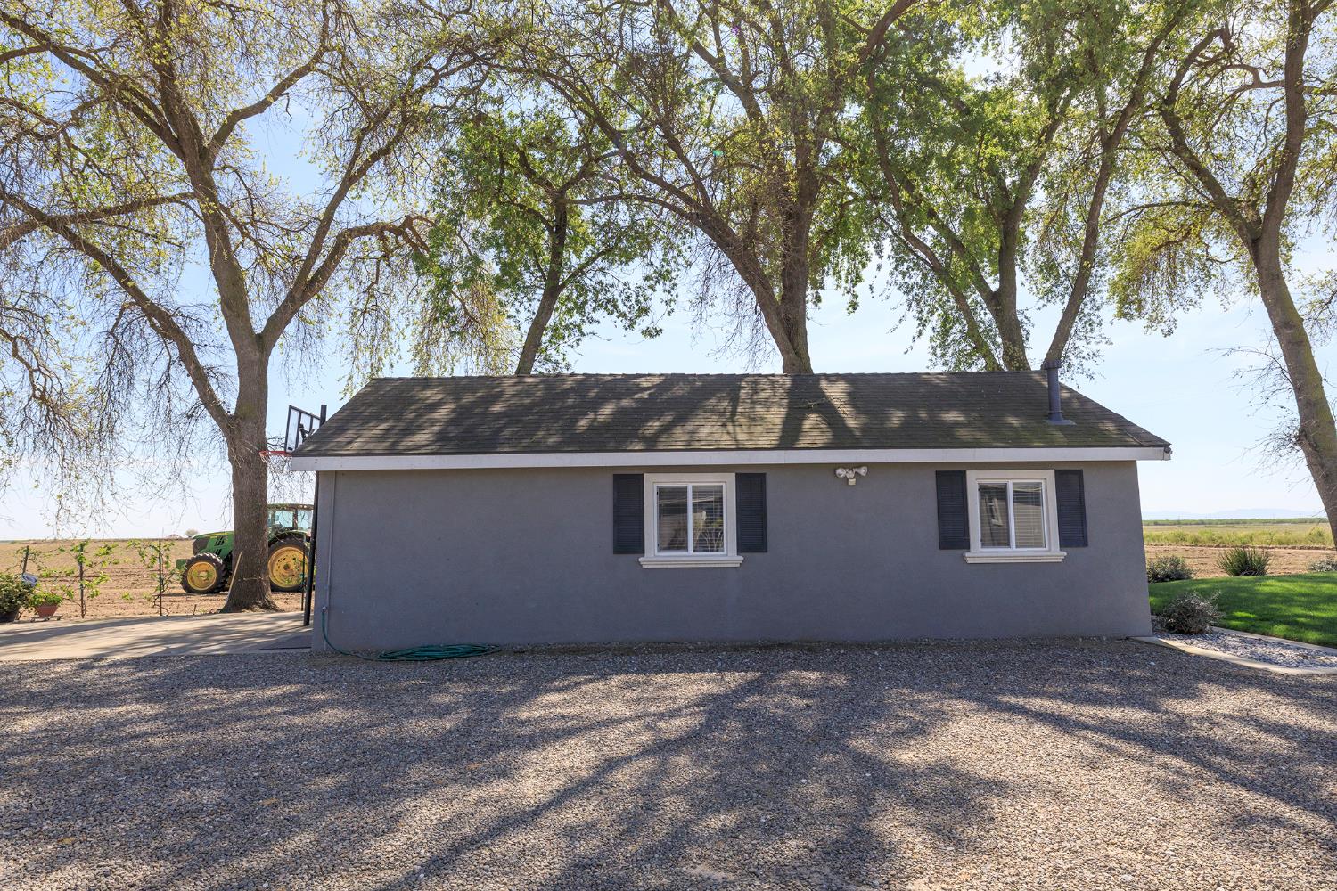 4486 Weir Ave, Livingston, CA 95334