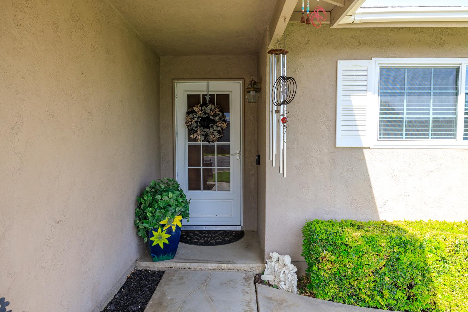 6605 Narcisco Way, Hughson, CA 95326