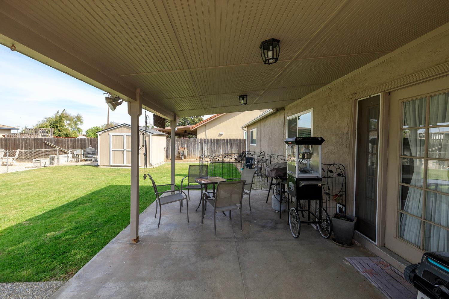 6605 Narcisco Way, Hughson, CA 95326