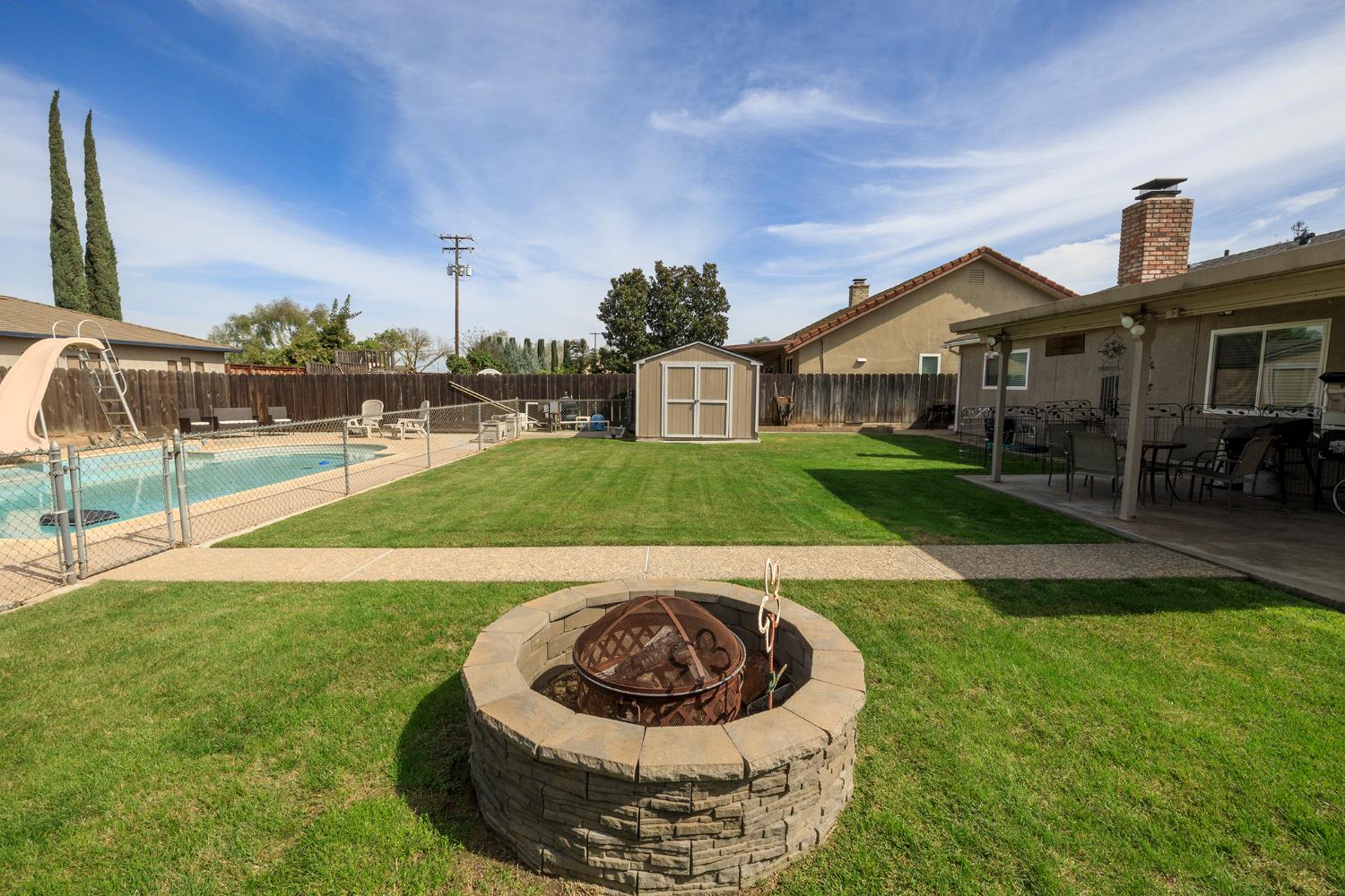 6605 Narcisco Way, Hughson, CA 95326