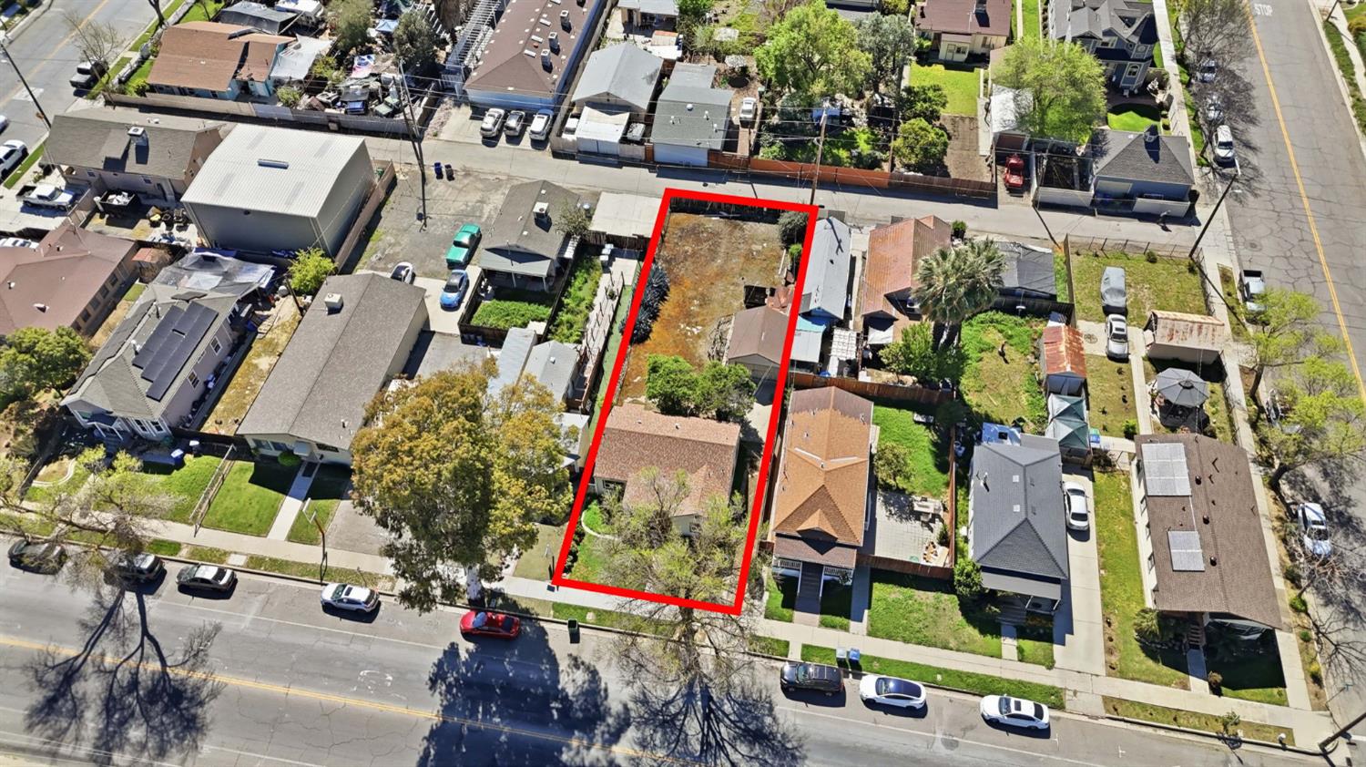 323 H St, Los Banos, CA 93635