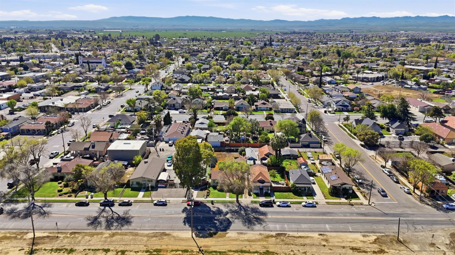 323 H St, Los Banos, CA 93635