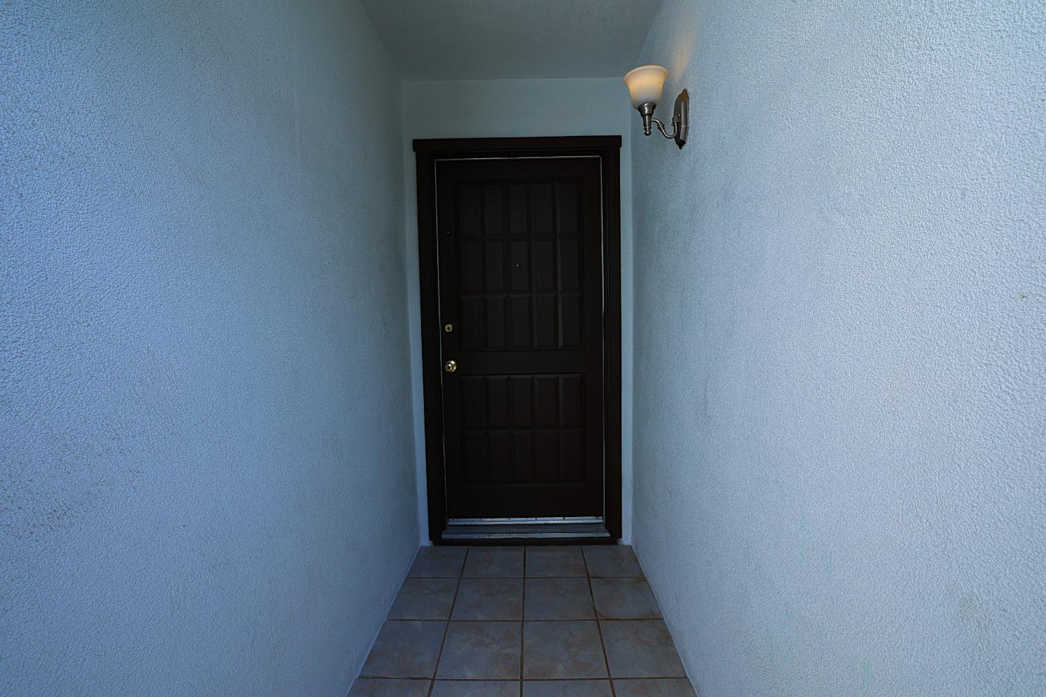 300 Los Verdes Ct, Modesto, CA 95354