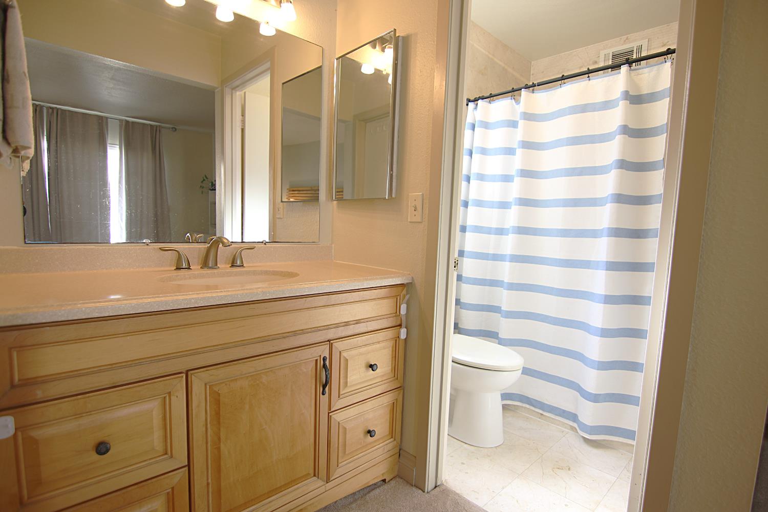 300 Los Verdes Ct, Modesto, CA 95354