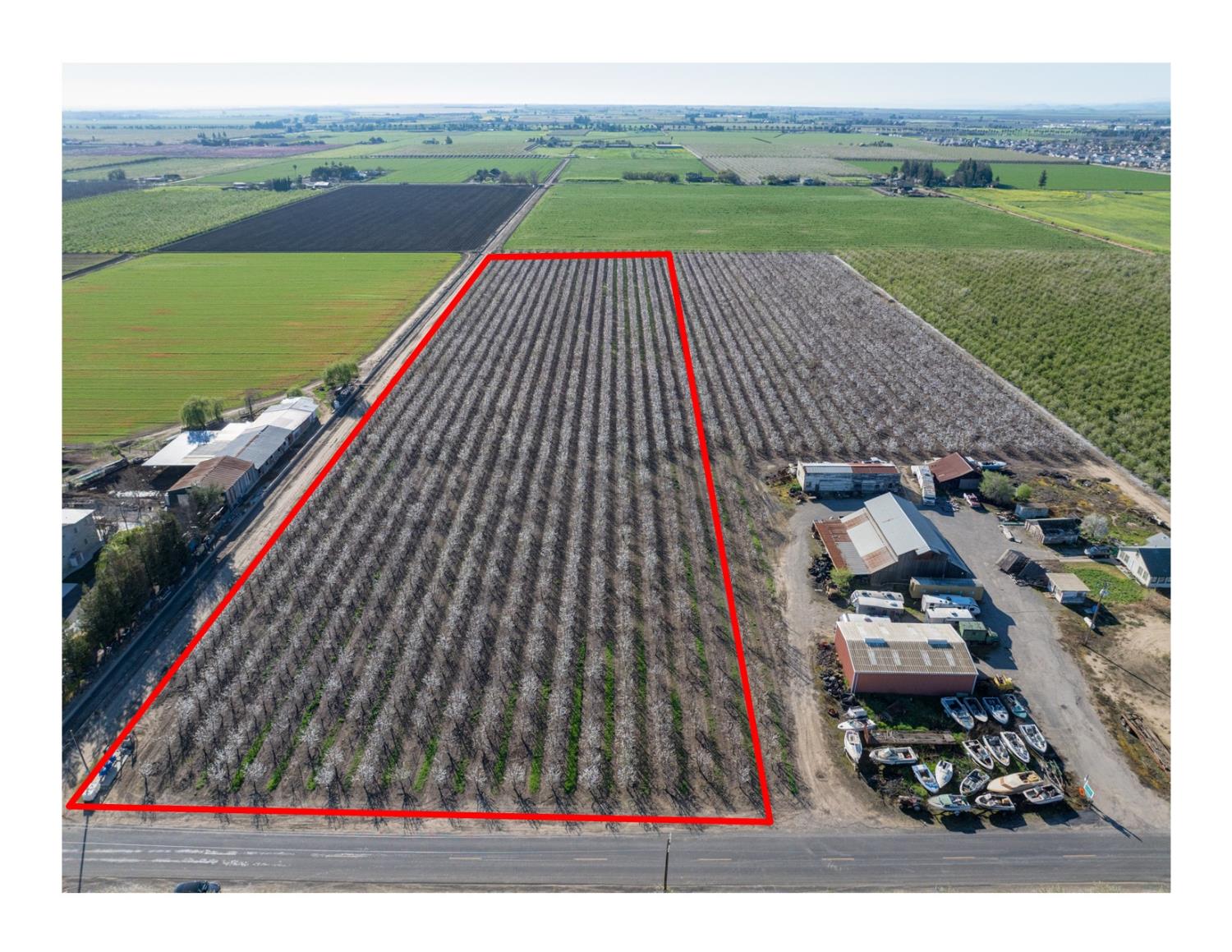 1424 Eucalyptus Ave, Patterson, CA 95363