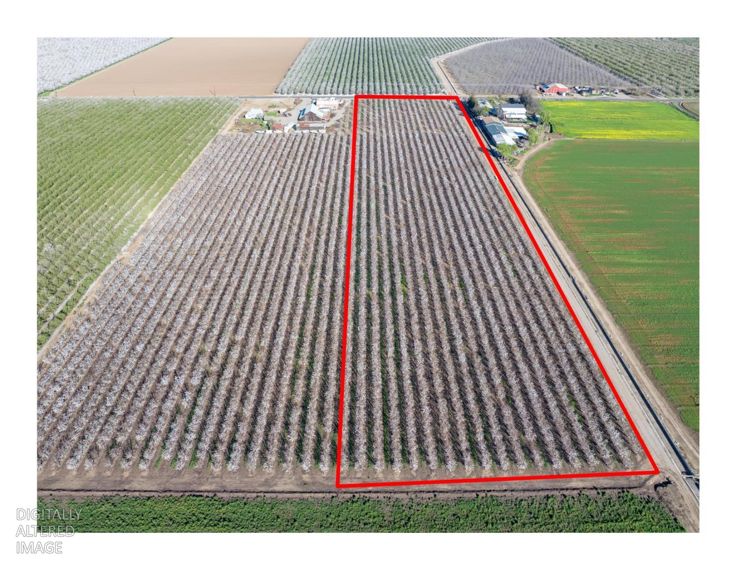 1424 Eucalyptus Ave, Patterson, CA 95363