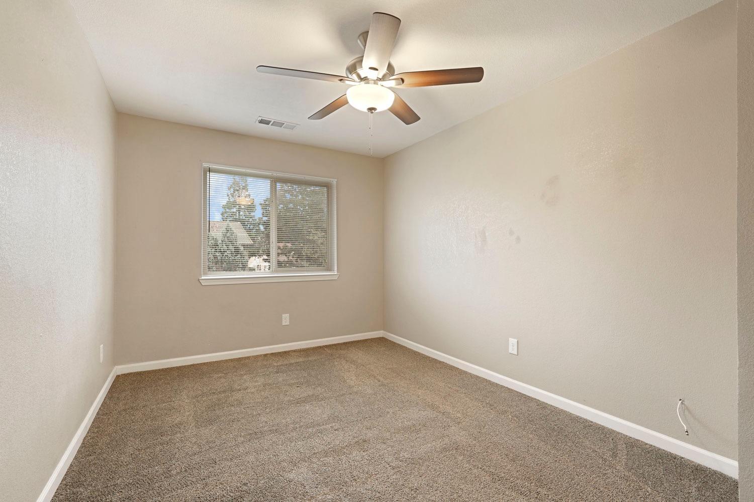 495 Cherry Ln #J, Manteca, CA 95337