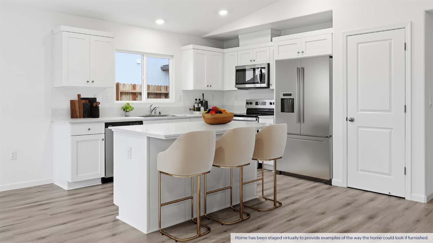 1650 Pacific Dr, Los Banos, CA 93635