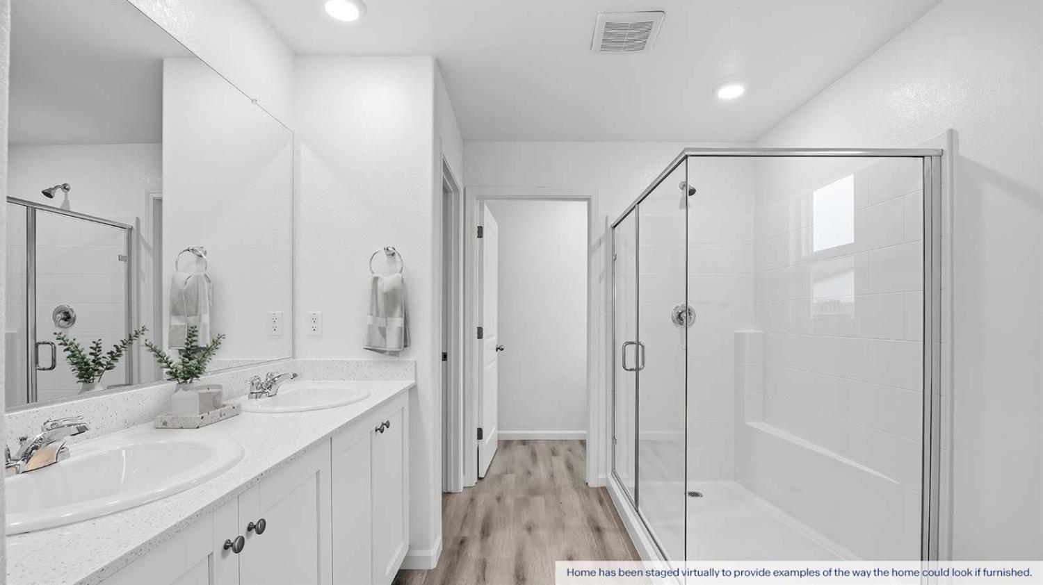 1650 Pacific Dr, Los Banos, CA 93635