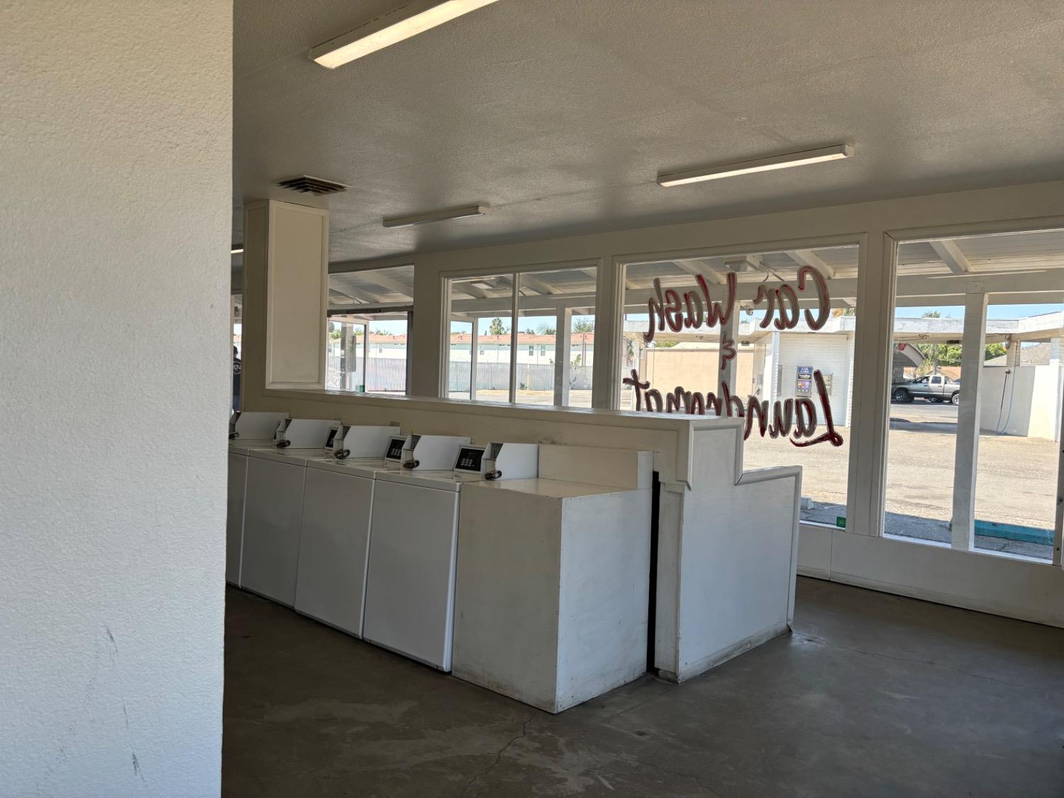 726 South Ave, Gustine, CA 95322