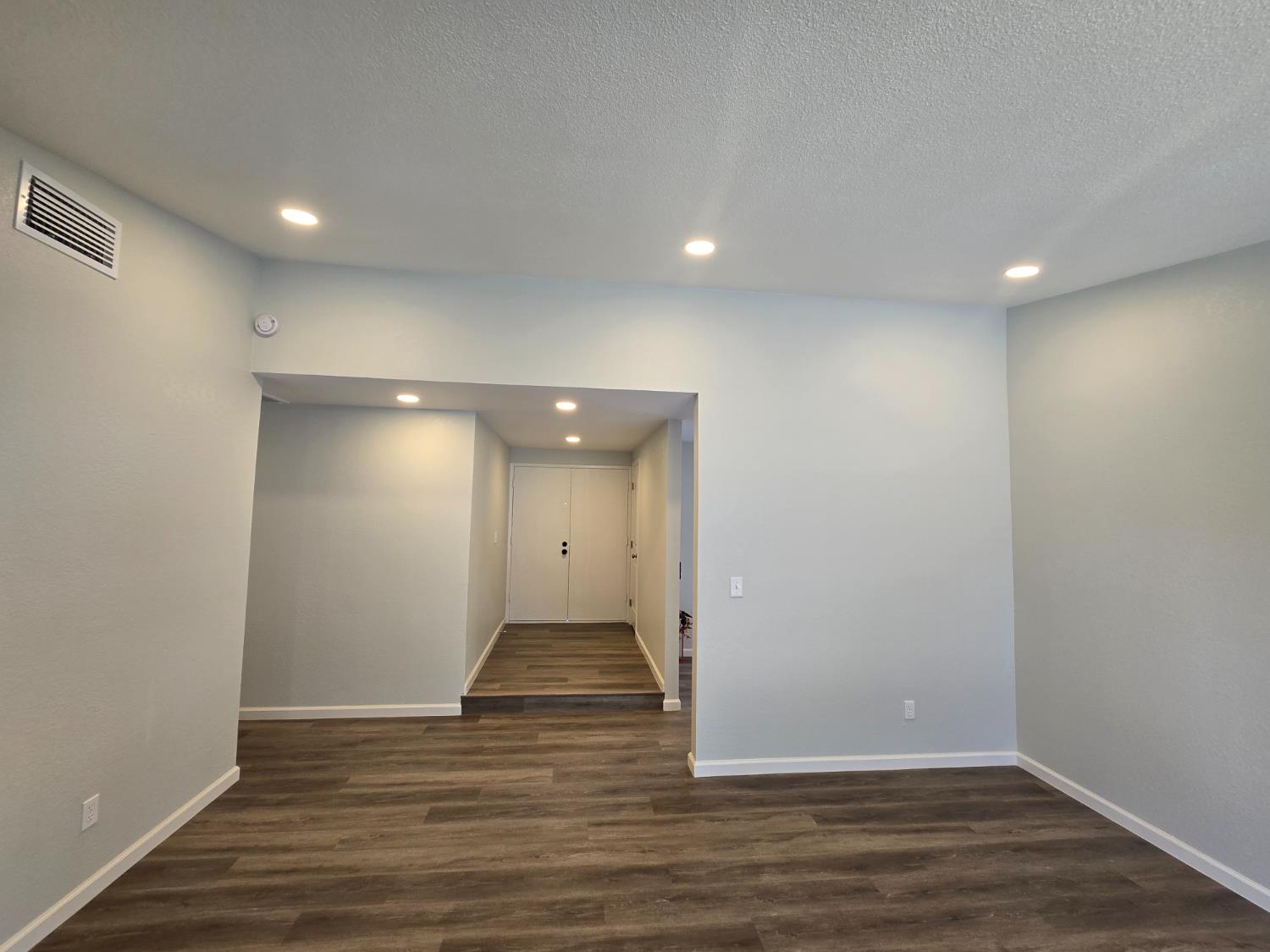 1500 Kirkland Ct, Modesto, CA 95356