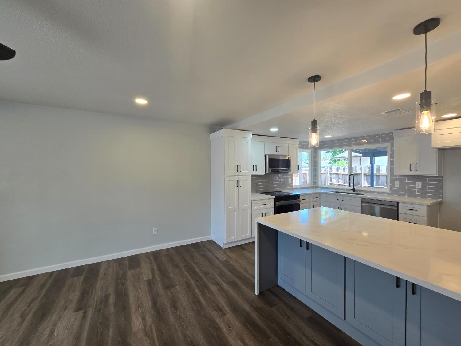 1500 Kirkland Ct, Modesto, CA 95356