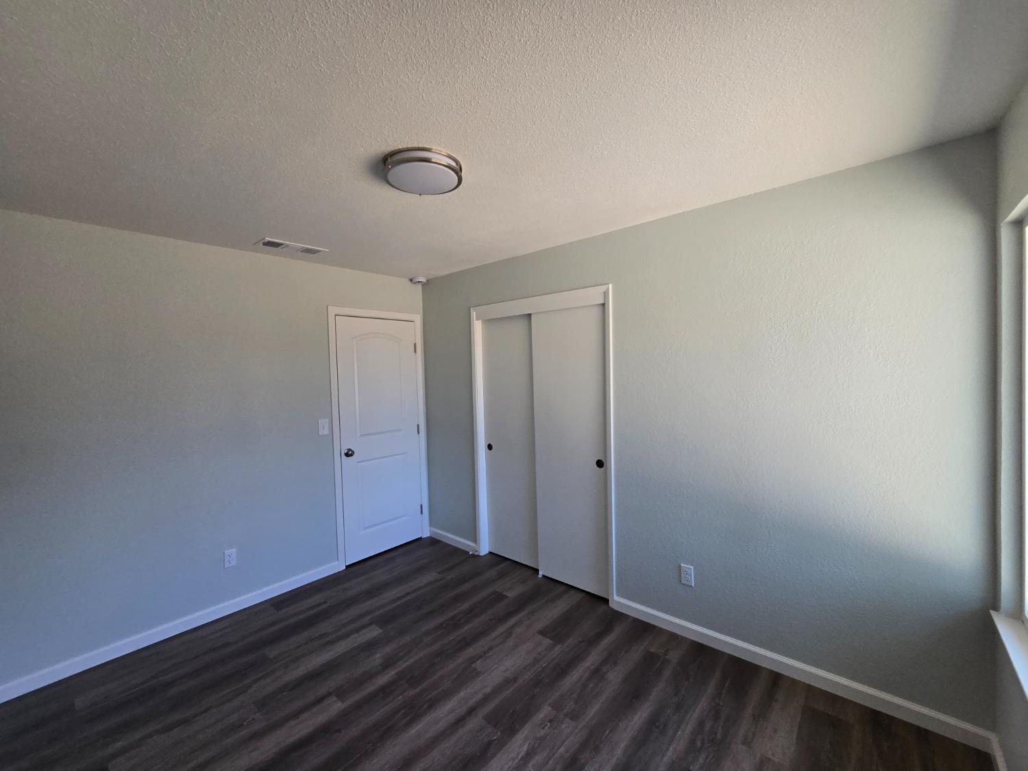 1500 Kirkland Ct, Modesto, CA 95356