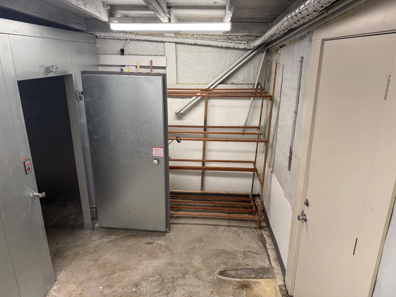 933 Fresno St, Newman, CA 95360