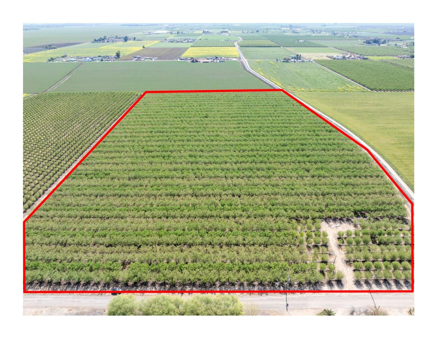 1613 Fig Ave, Patterson, CA 95363