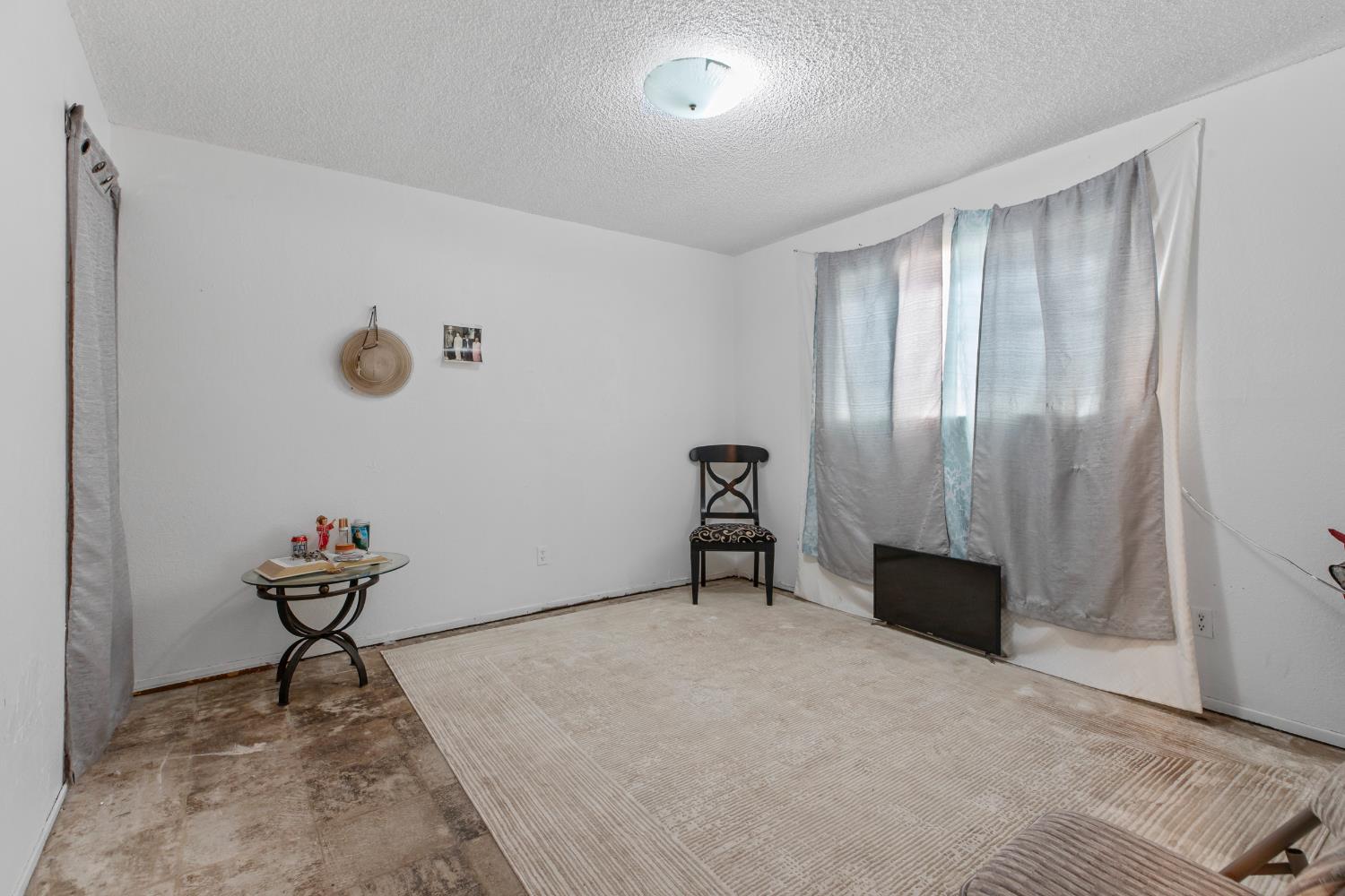 3706 Arizona Ave, Riverbank, CA 95367