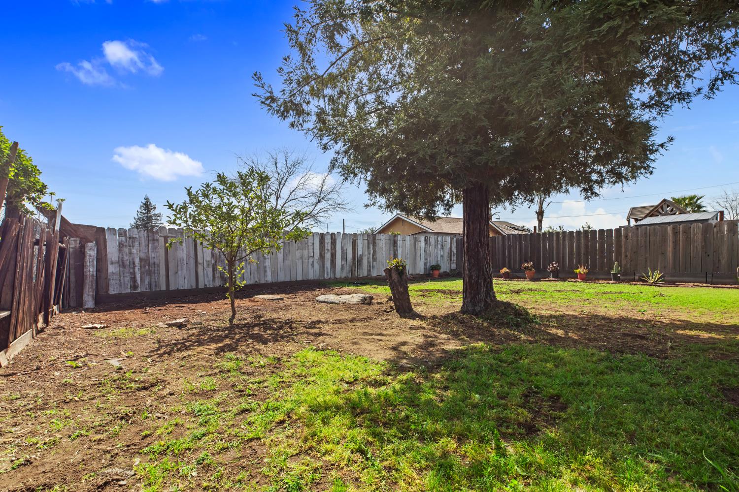 3706 Arizona Ave, Riverbank, CA 95367