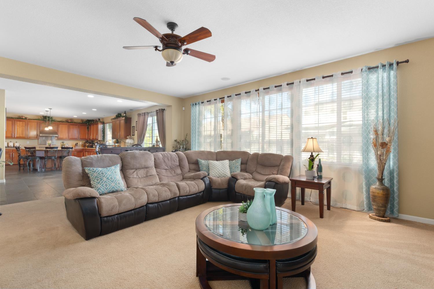 751 Banff Dr, Newman, CA 95360