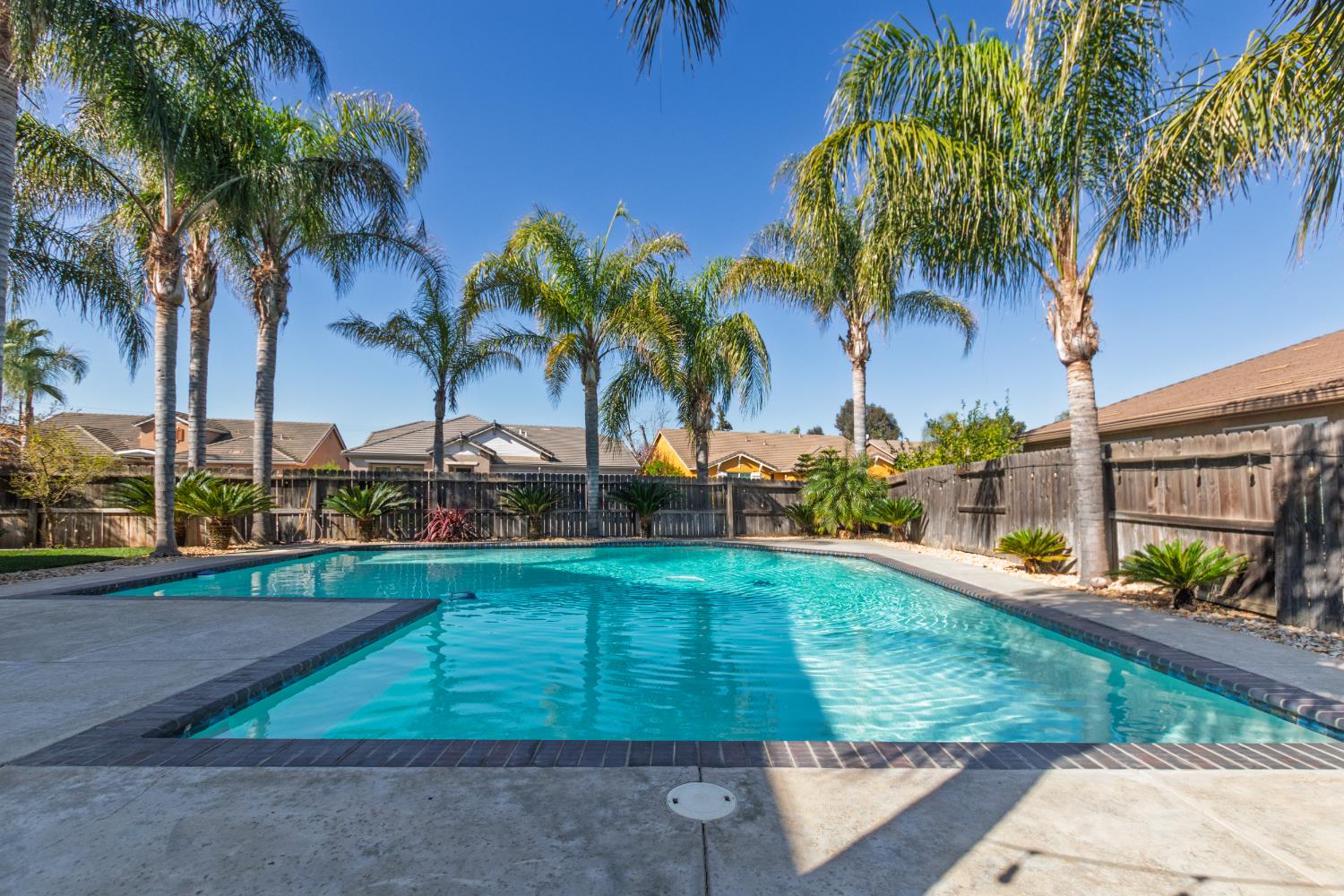 751 Banff Dr, Newman, CA 95360