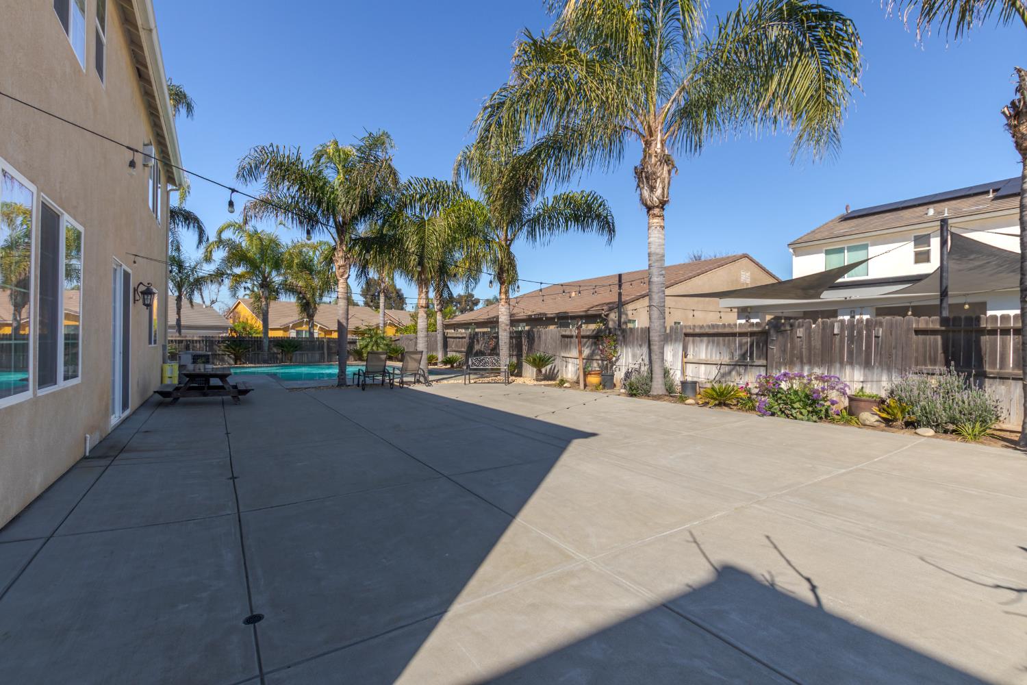 751 Banff Dr, Newman, CA 95360