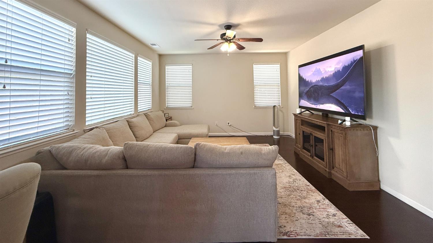 2767 Round Tree Way, Manteca, CA 95337