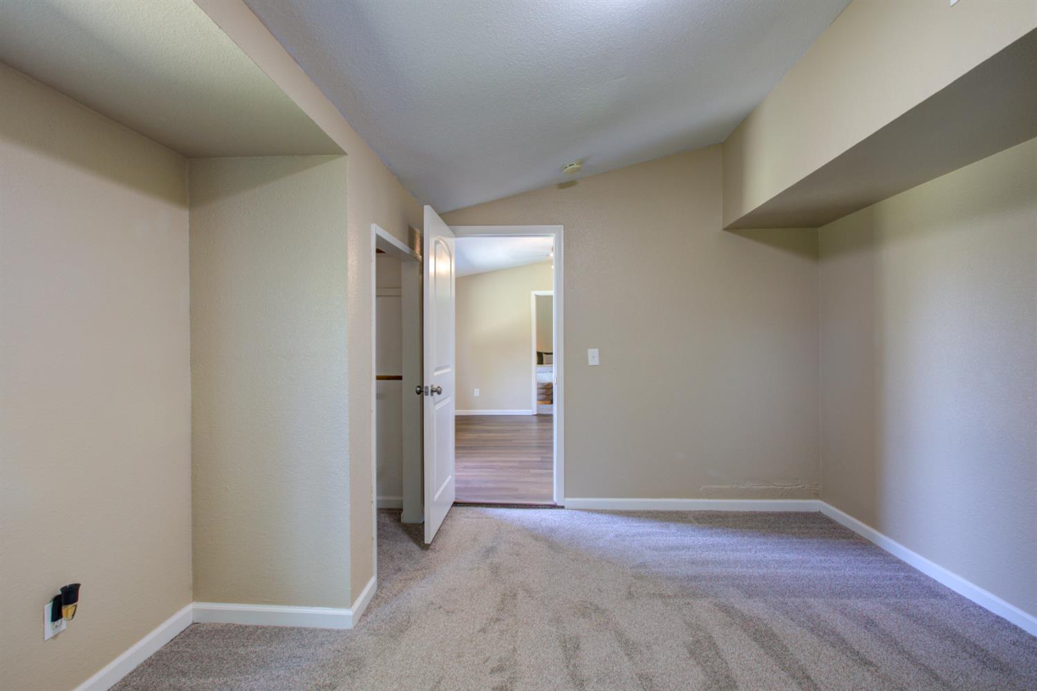 3735 Texas Ave, Riverbank, CA 95367