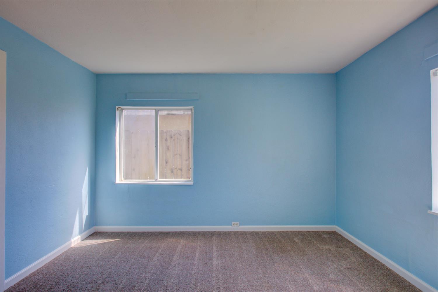 3735 Texas Ave, Riverbank, CA 95367