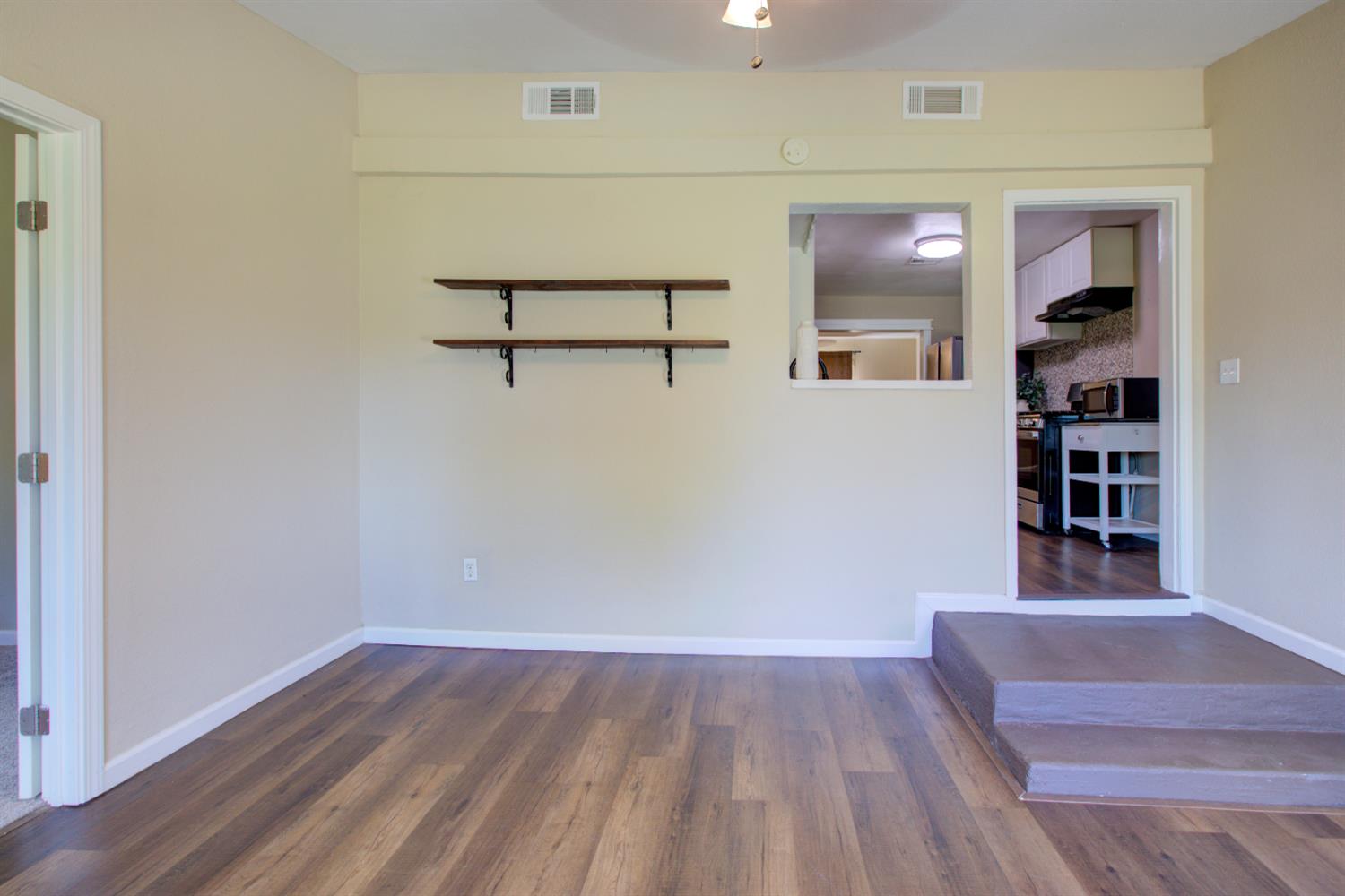 3735 Texas Ave, Riverbank, CA 95367