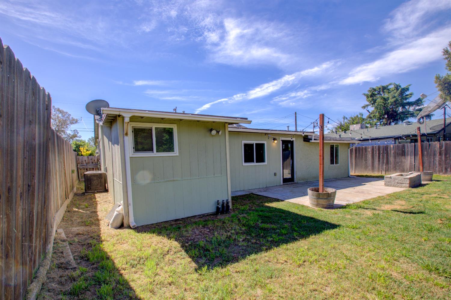 3735 Texas Ave, Riverbank, CA 95367