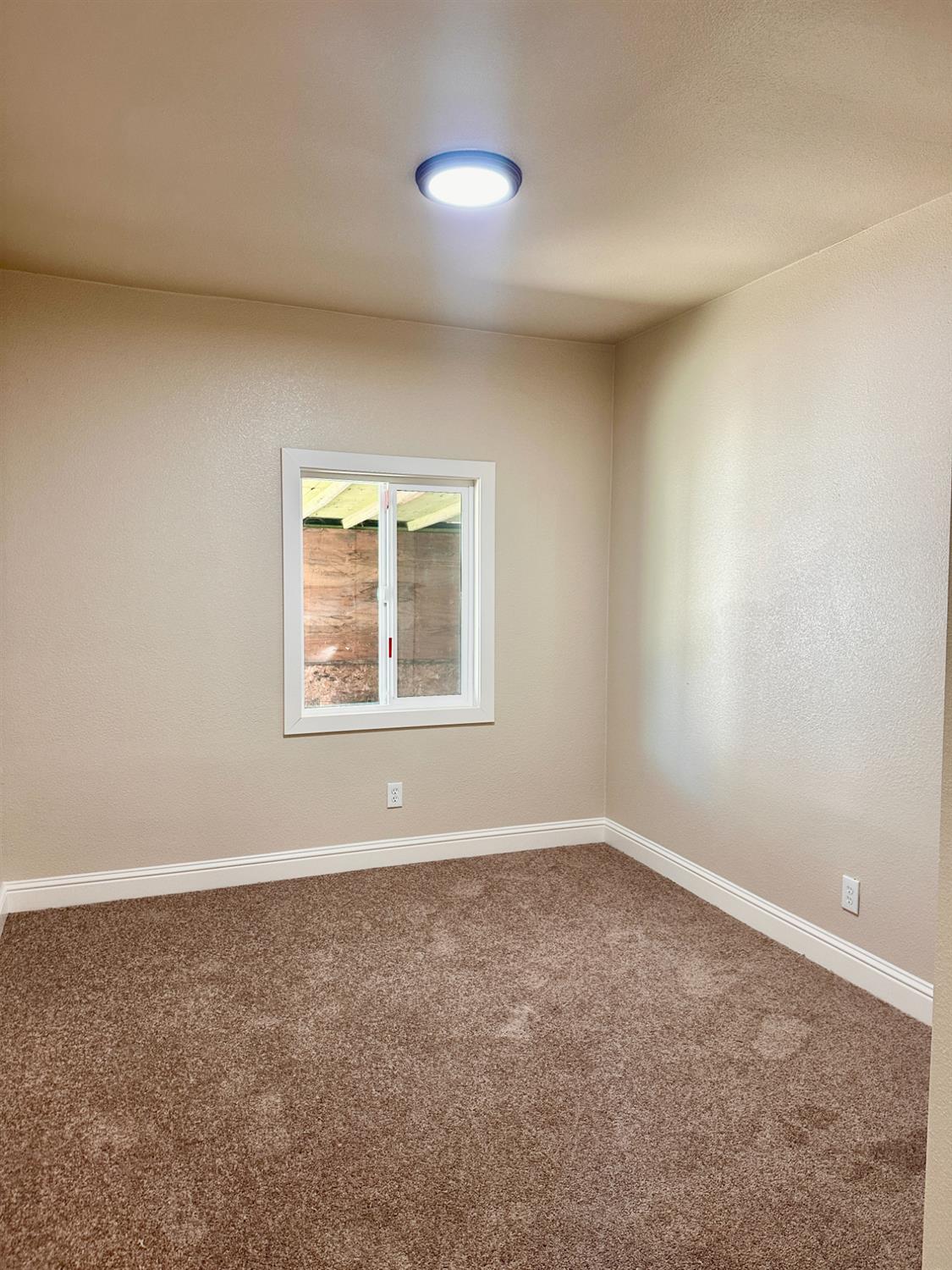 717 Parnell Ave, Turlock, CA 95380