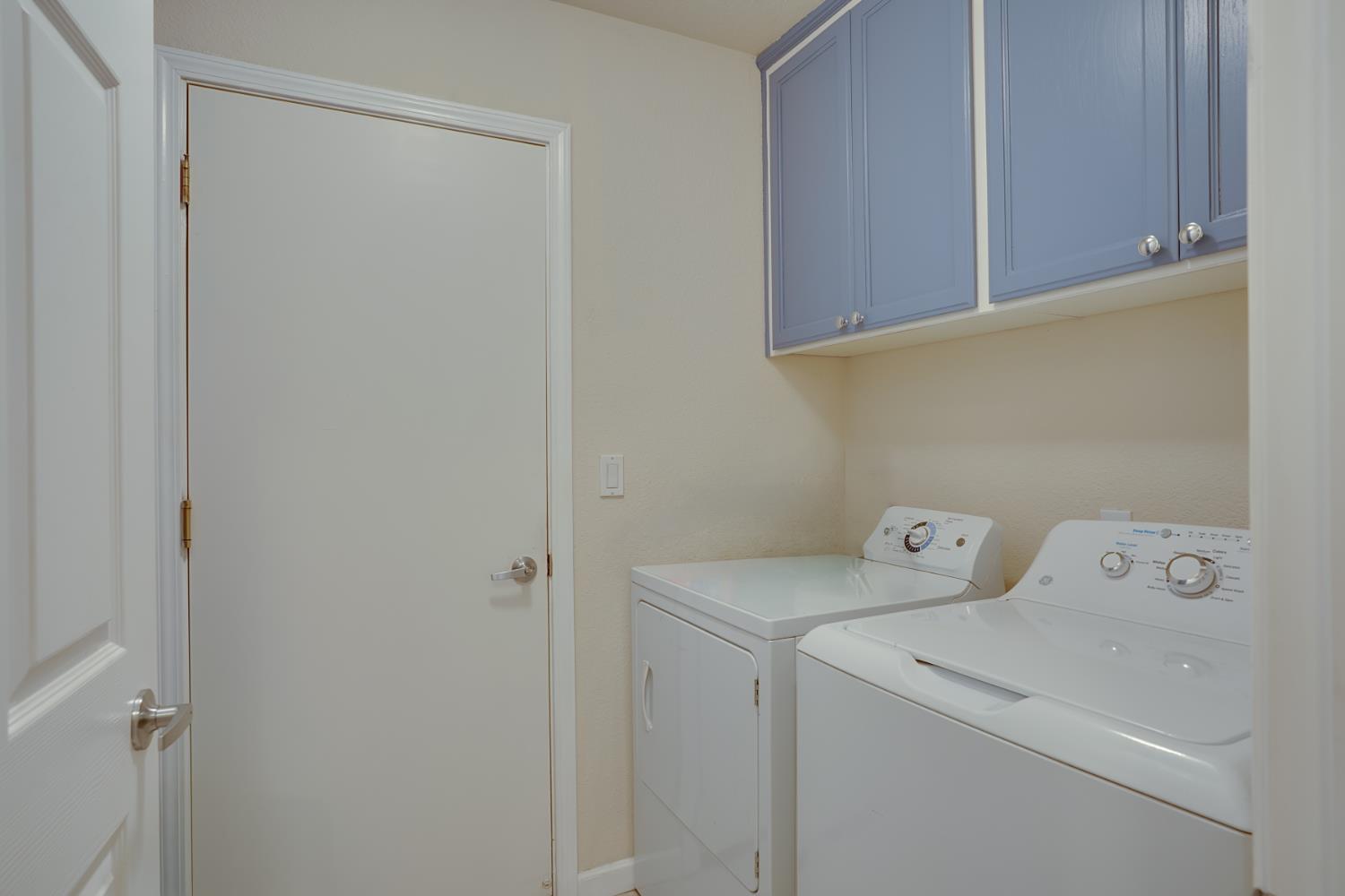 864 Grafton St, Manteca, CA 95337