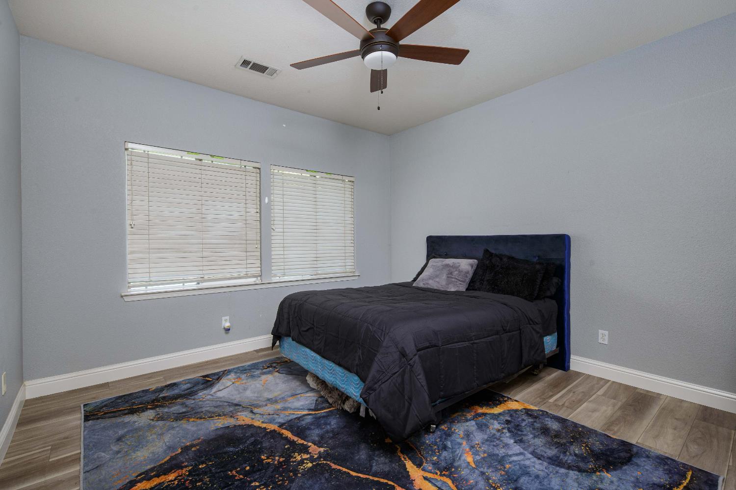 10324 Rio Sombra Ct, Oakdale, CA 95361