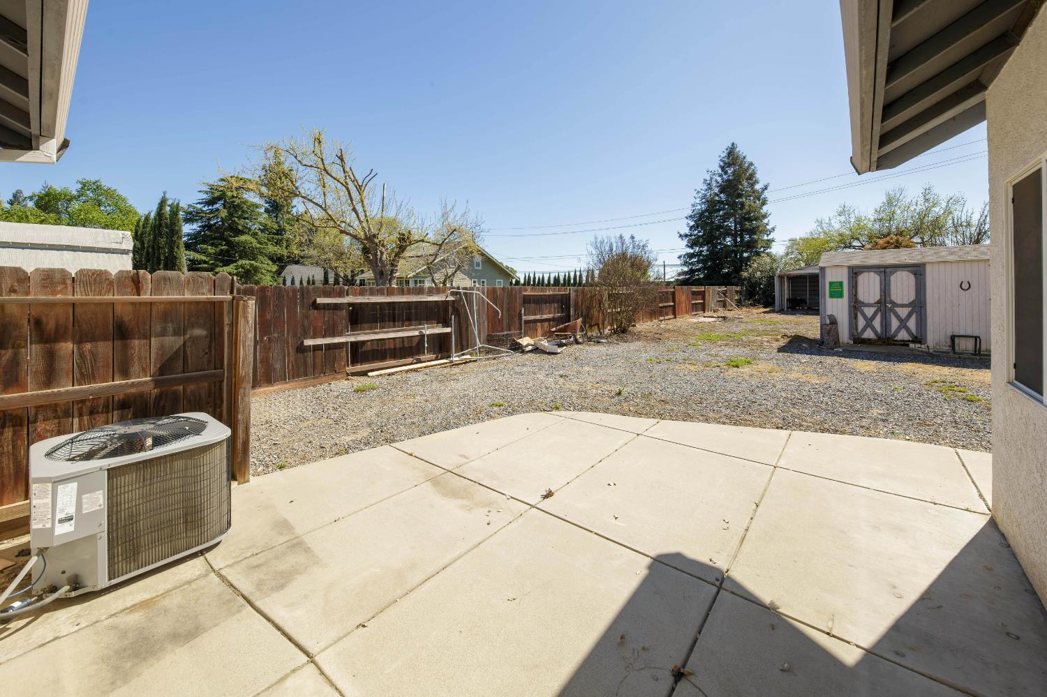 10324 Rio Sombra Ct, Oakdale, CA 95361