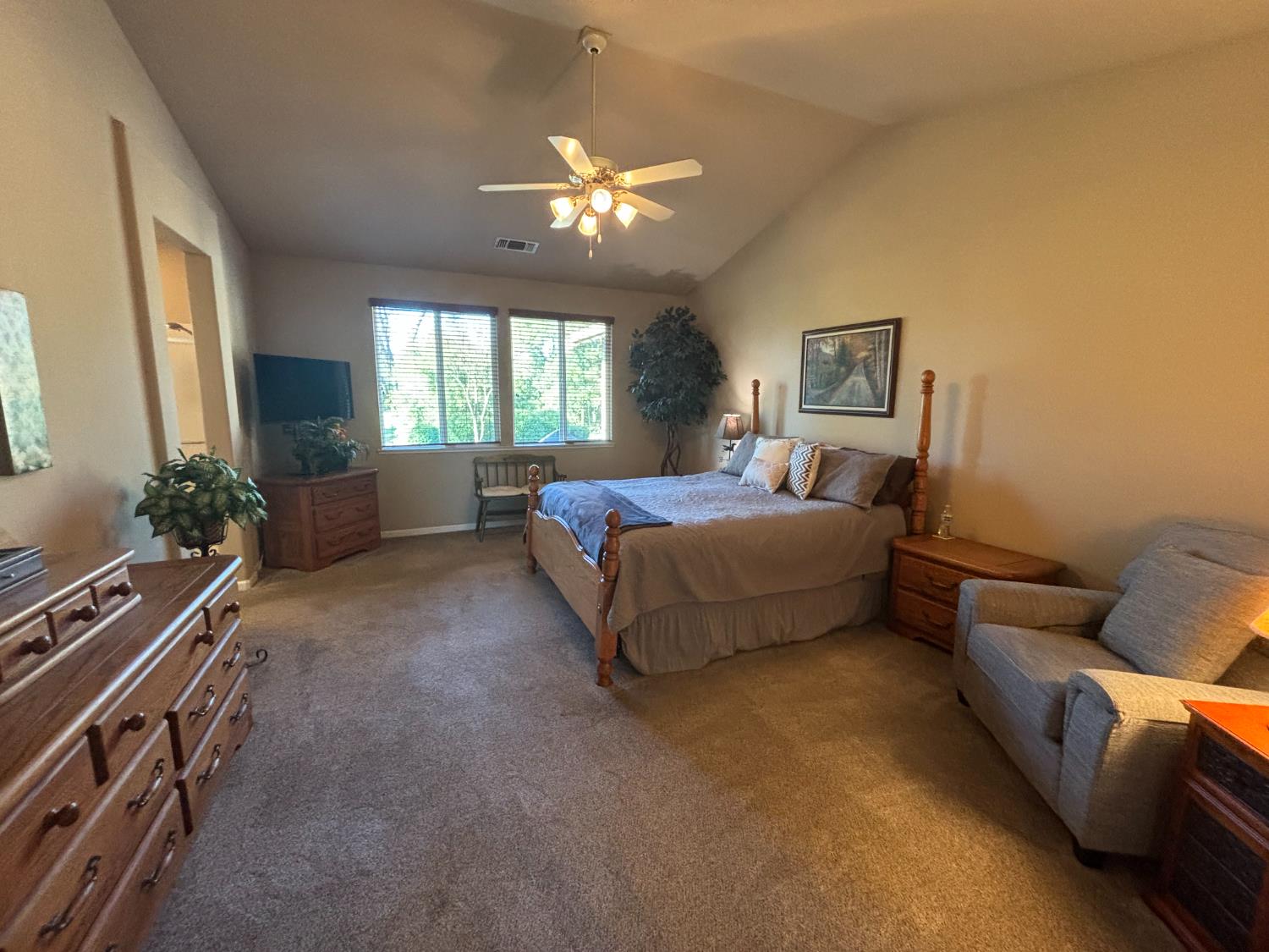 182 Bridlewood Ln, Copperopolis, CA 95228