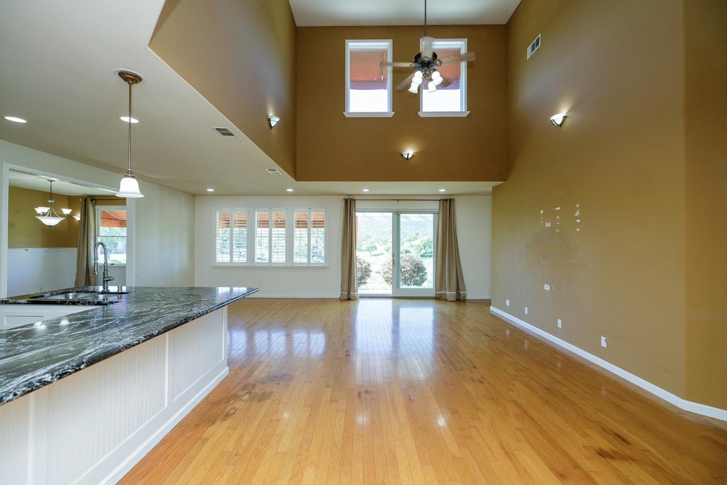 2300 Oak Creek Dr, Copperopolis, CA 95228