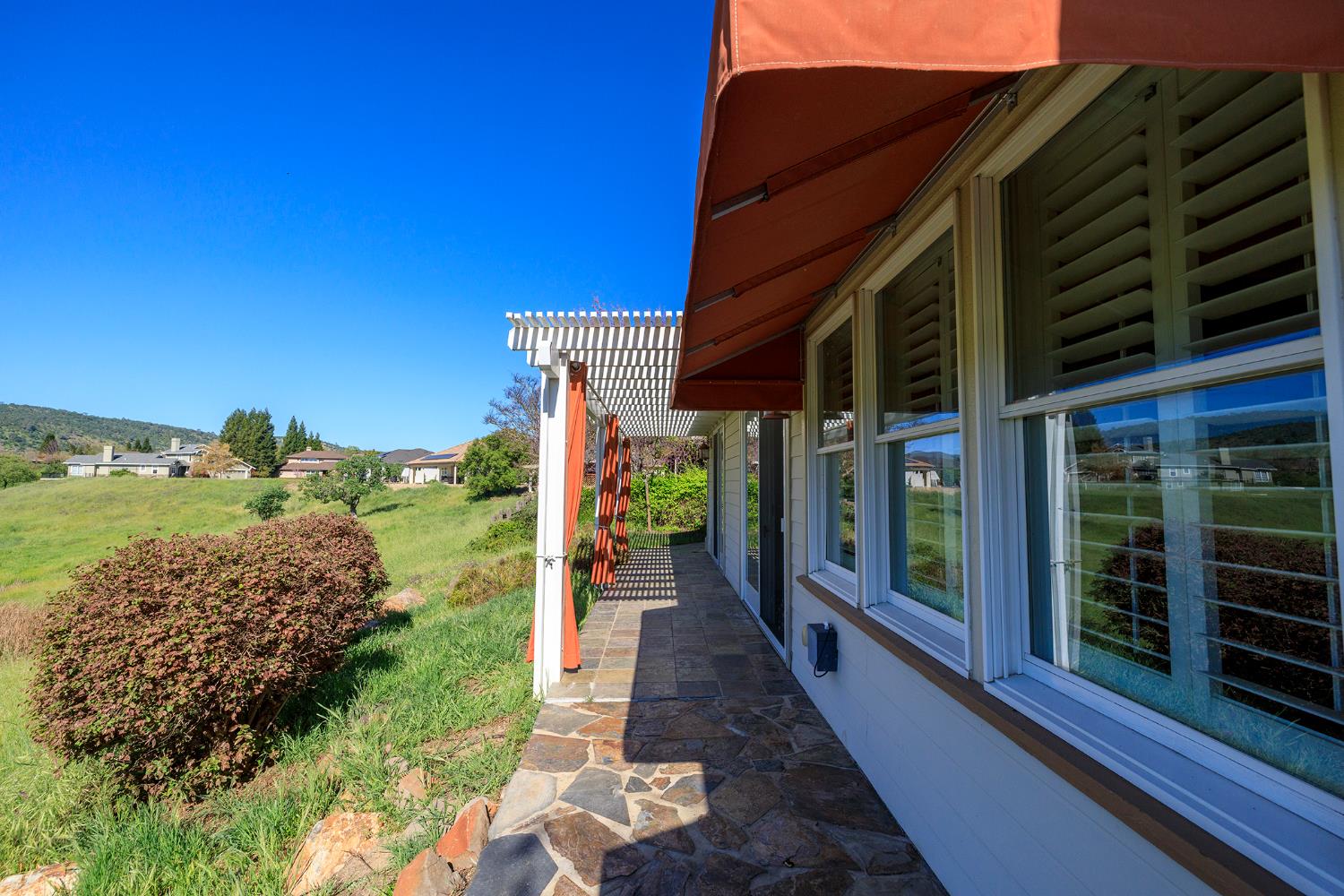 2300 Oak Creek Dr, Copperopolis, CA 95228