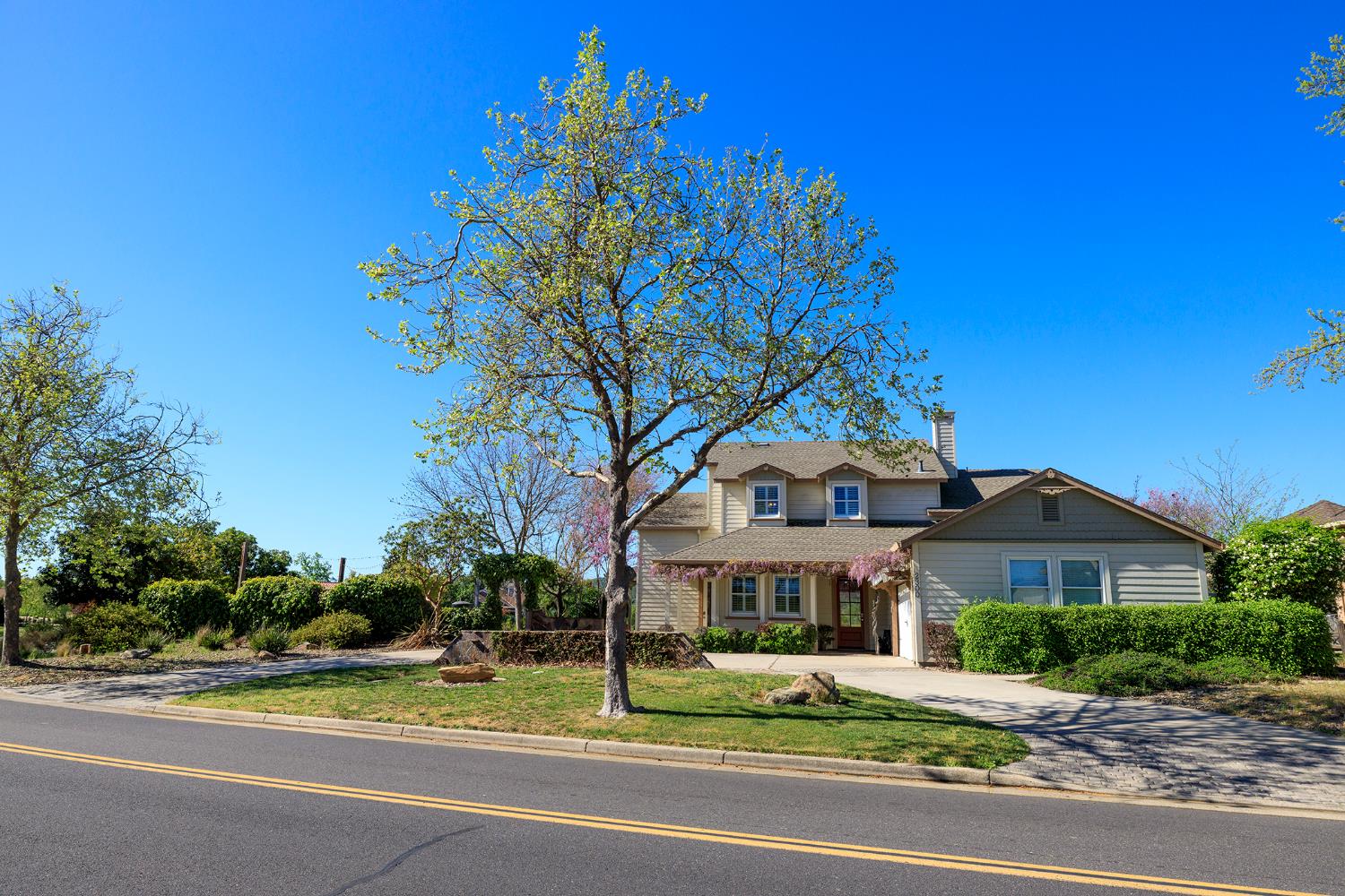 2300 Oak Creek Dr, Copperopolis, CA 95228