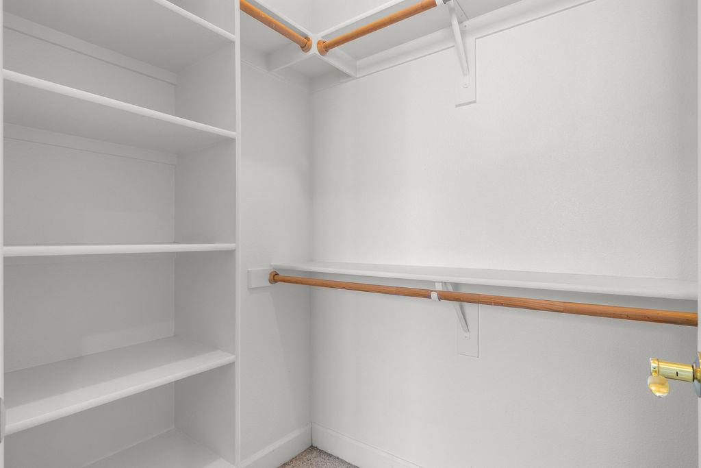 10528 Rio Sombra Dr, Oakdale, CA 95361