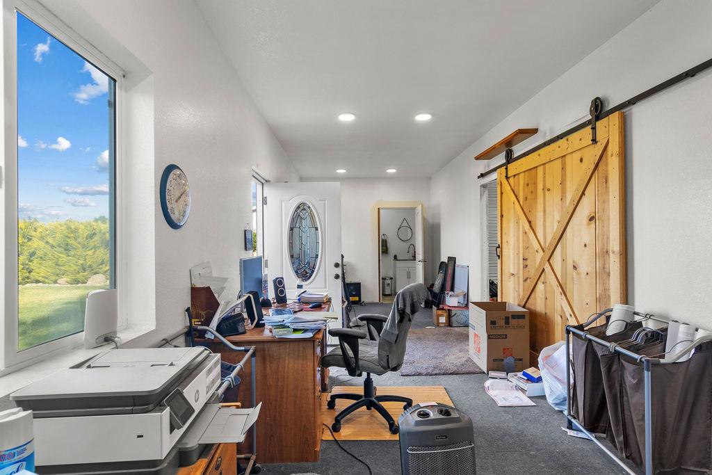 10528 Rio Sombra Dr, Oakdale, CA 95361