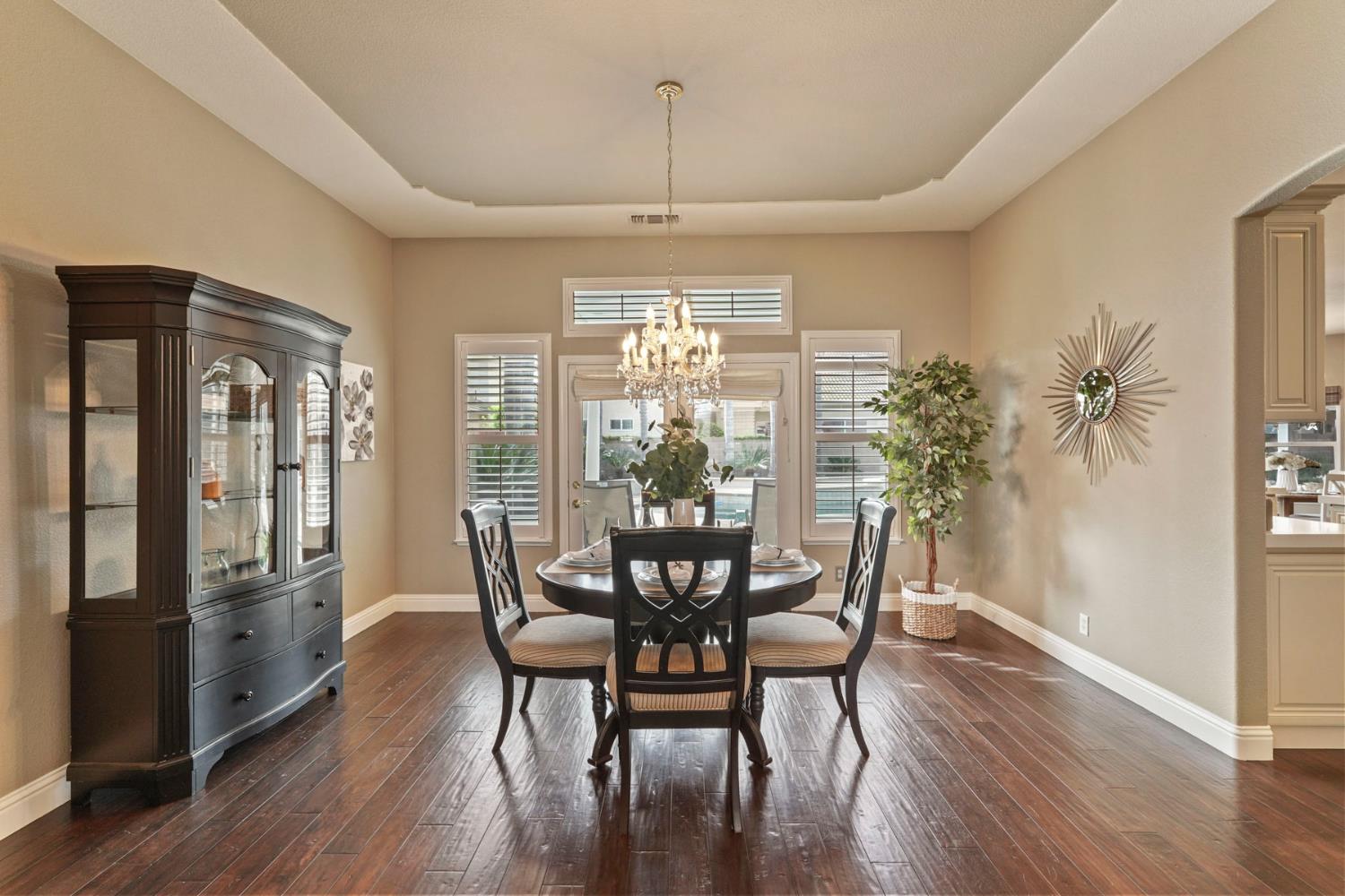 2501 Leonatus Ave, Modesto, CA 95355