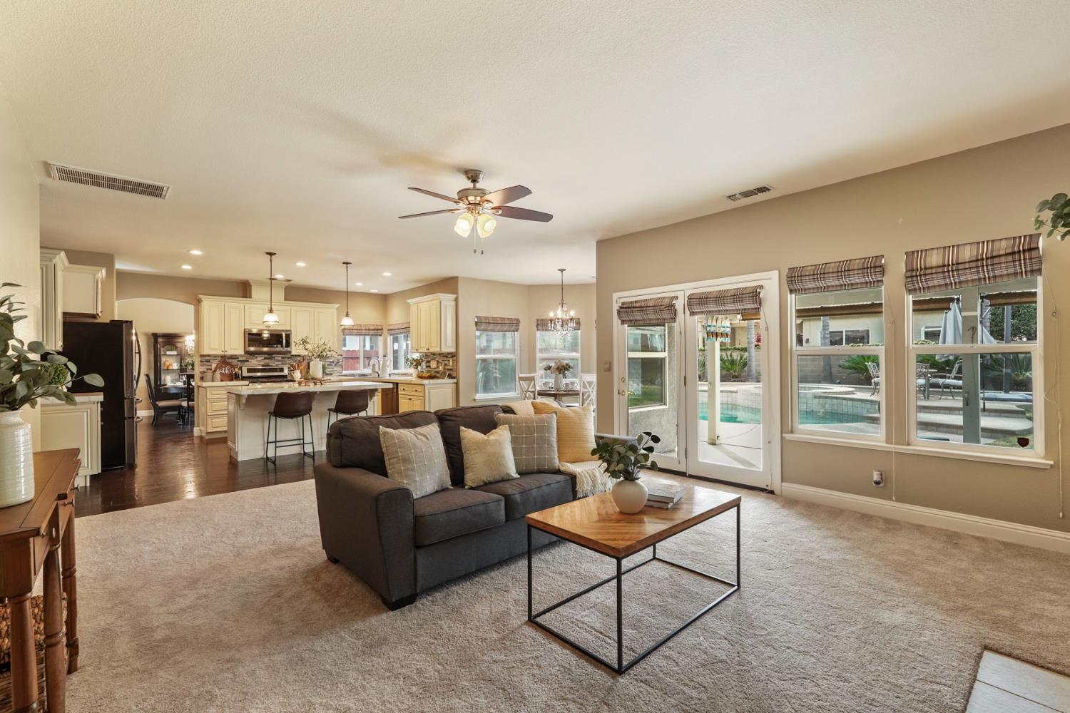 2501 Leonatus Ave, Modesto, CA 95355