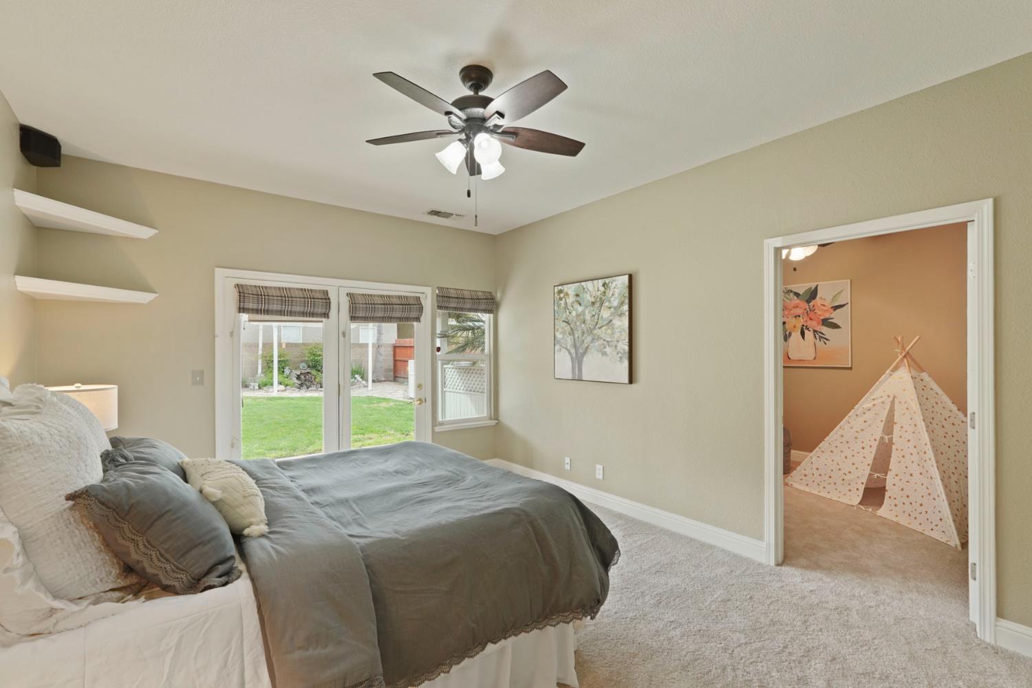 2501 Leonatus Ave, Modesto, CA 95355