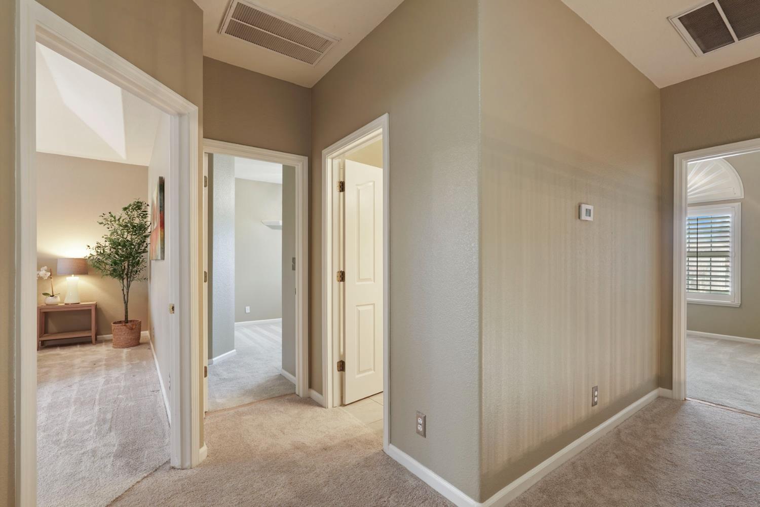 2501 Leonatus Ave, Modesto, CA 95355