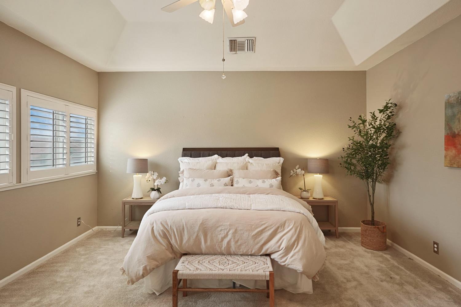 2501 Leonatus Ave, Modesto, CA 95355